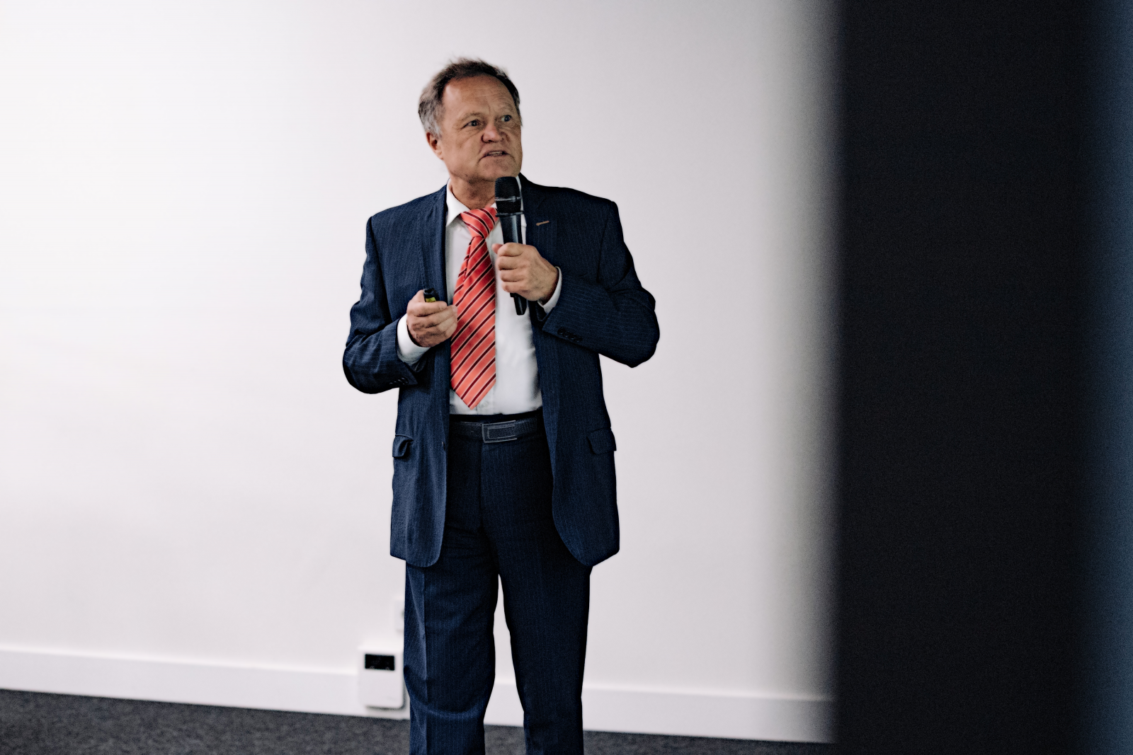 Жураховский В.Г.