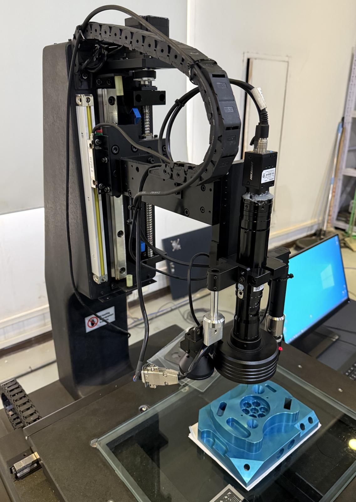 Обучение инженеров ГК «ПЛМ Урал» на заводе-изготовителе координатно-измерительных машин - AEH Industrial Metrology